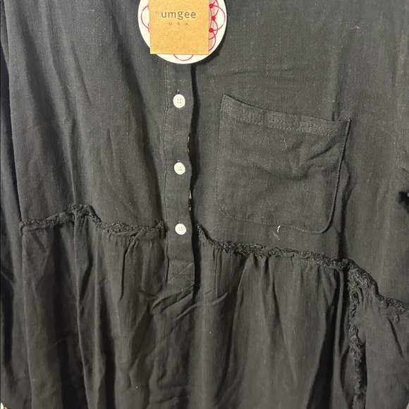 Umgee Black Shirt with Leopard Print Details - Picture 3 of 6